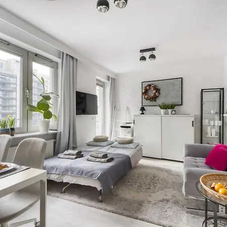 Flower Apartment